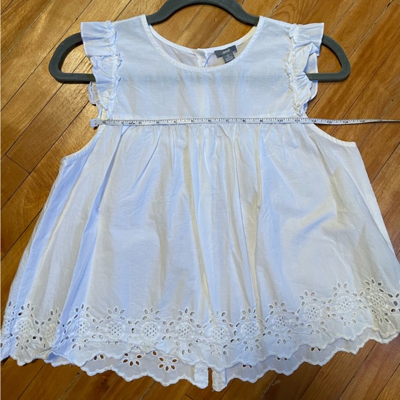 Sleeveless Eyelet Top - Picture 6 of 10